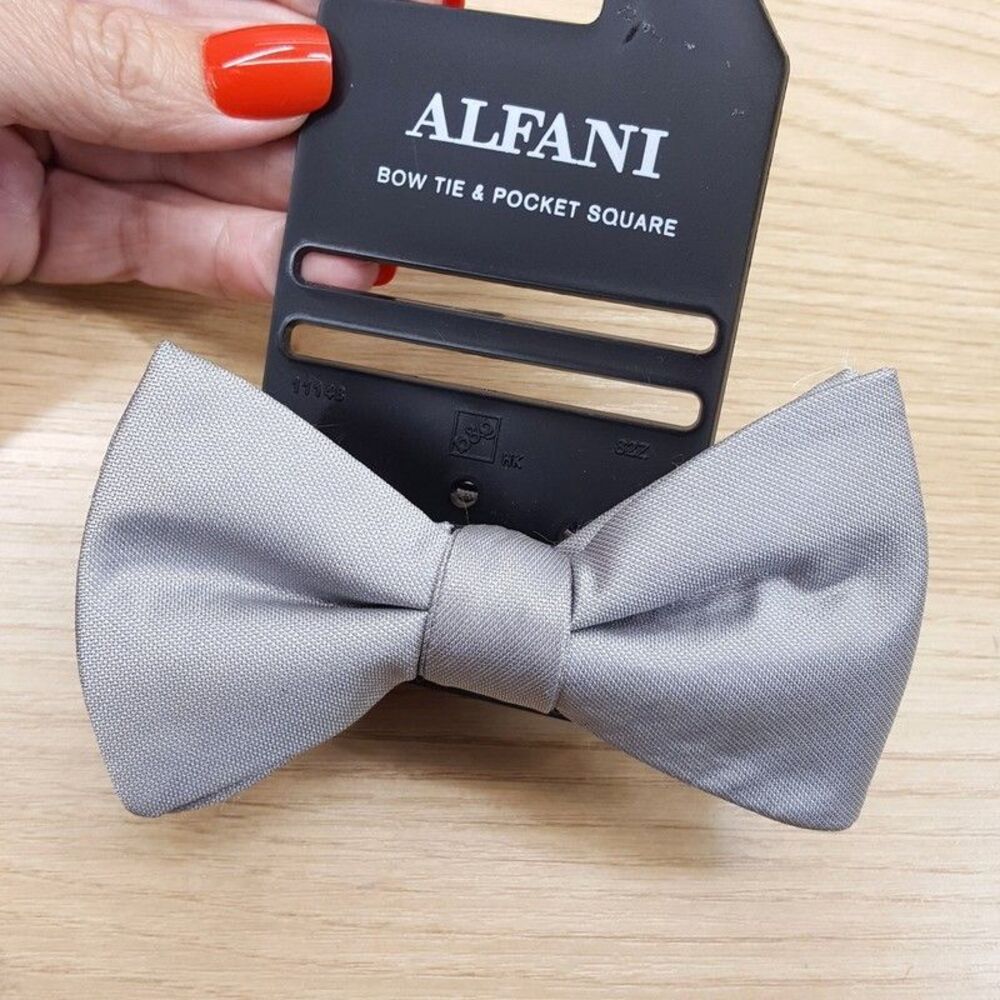 Alfani Mens Bow Tie Solid Silver Grey Textured Pre-tied Bowtie